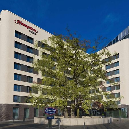 Hampton By Hilton Frankfurt Airport Hotel Frankfurt am Main Exterior photo